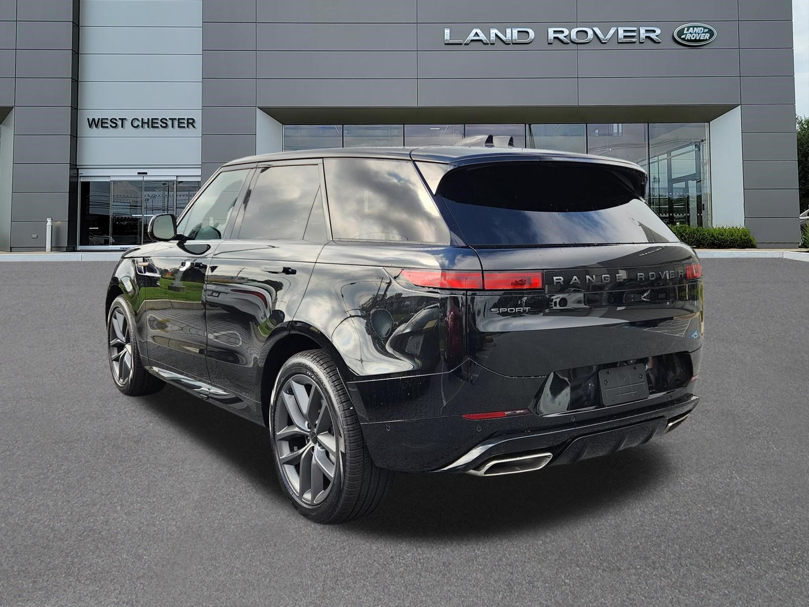 New 2026 Land Rover Range Rover Sport Dynamic SE AWD/4WD image 3