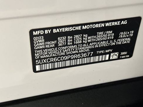 Used 2023 BMW X5 xDrive40i w/ Premium Package AWD/4WD image 38