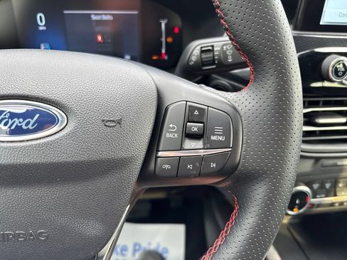 Used 2025 Ford Escape ST-Line Select AWD/4WD image 64