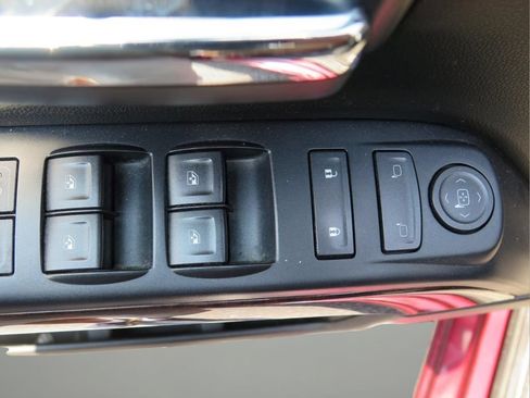 Used 2015 GMC Sierra 1500 SLE w/ SLE Value Package AWD/4WD image 11