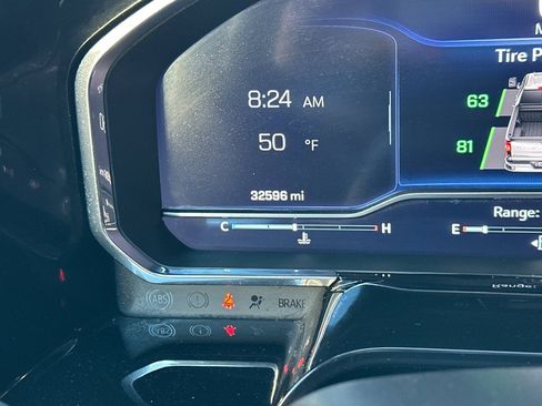 Used 2024 Chevrolet Silverado 2500 LT image 33