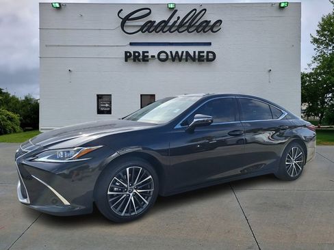 Used 2025 Lexus ES 350 w/ Premium Package image 7