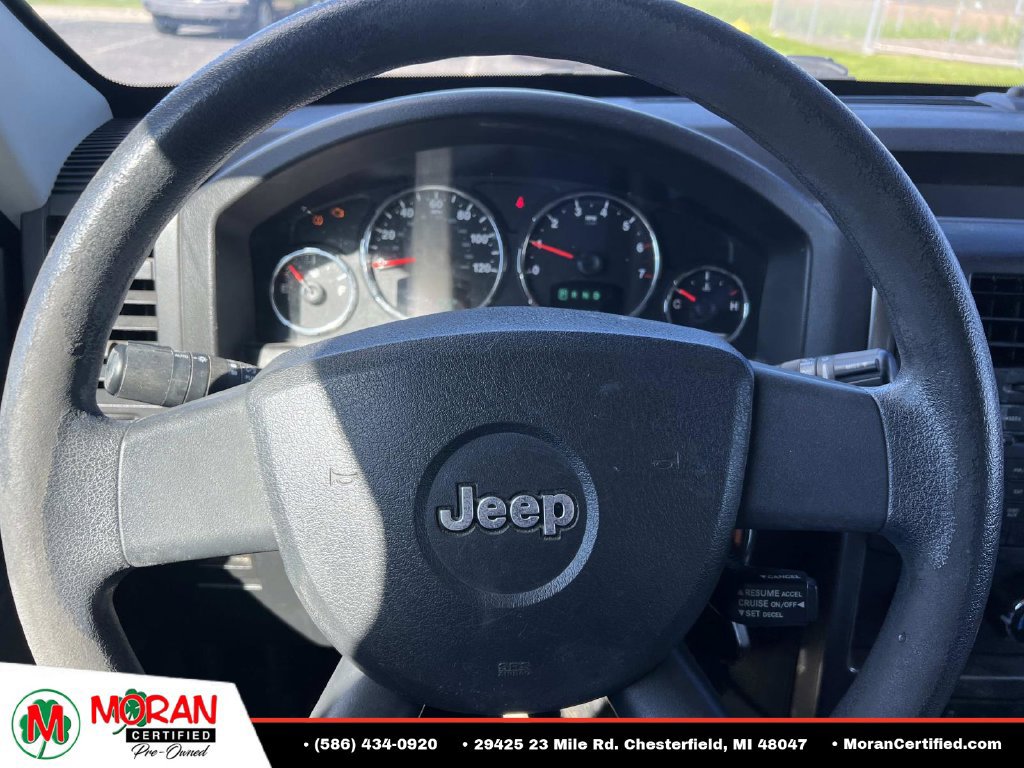 Used 2010 Jeep Liberty Sport w/ Popular Equipment Group AWD/4WD image 16
