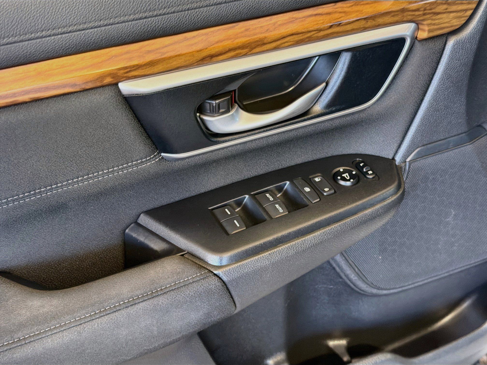 Certified 2021 Honda CR-V EX image 16