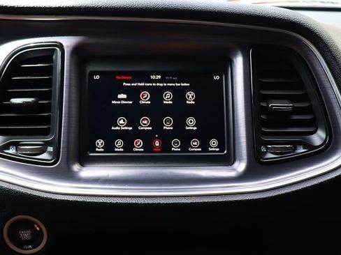 Used 2018 Dodge Challenger SXT RWD image 42