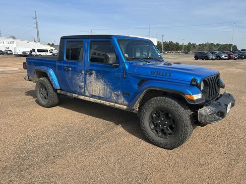 Used 2023 Jeep Gladiator Willys image 5