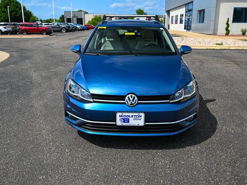 Used 2019 Volkswagen Golf SE FWD image 10