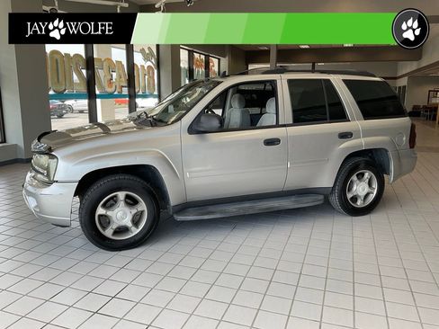 Used 2006 Chevrolet TrailBlazer 4WD image 3