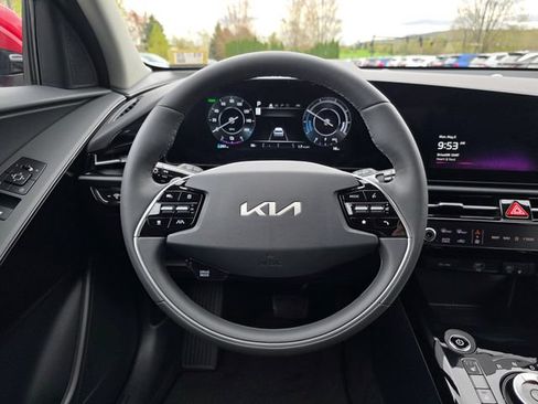 New 2026 Kia Niro Wind FWD image 24