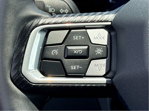 Used 2025 Ford Mustang Coupe RWD image 15