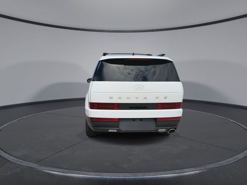 Used 2025 Hyundai Santa Fe SEL FWD image 7