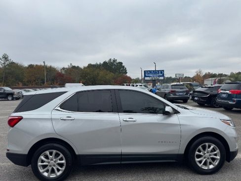 Used 2021 Chevrolet Equinox LT image 4