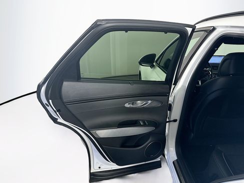 Used 2022 Genesis GV70 2.5T w/ Sport Prestige Package AWD/4WD image 27