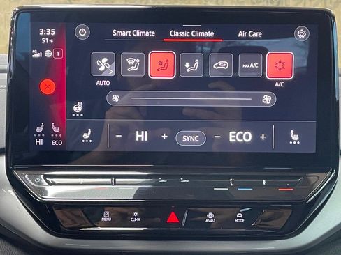 Used 2023 Volkswagen ID.4 Pro S image 29