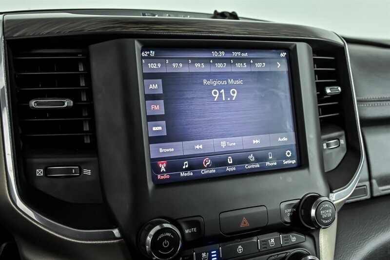 Used 2019 RAM 1500 Laramie AWD/4WD image 26
