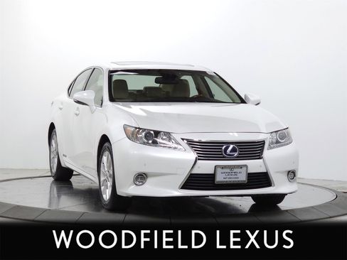 Used 2014 Lexus ES 300h w/ Luxury Package w/Bamboo Trim FWD image 1