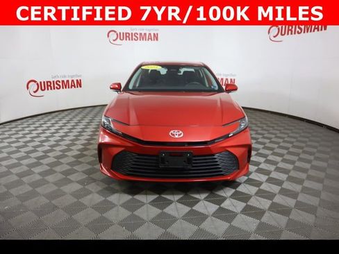 Used 2025 Toyota Camry LE image 16