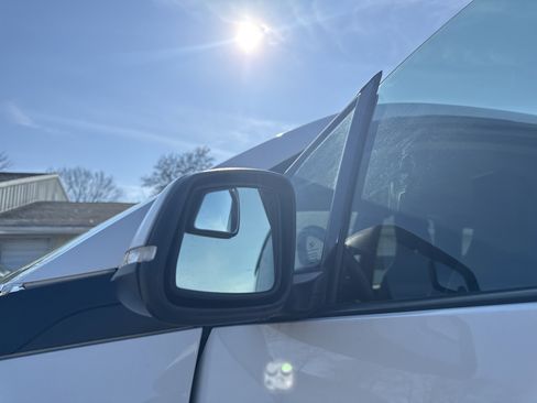 Used 2014 BMW i3 image 15