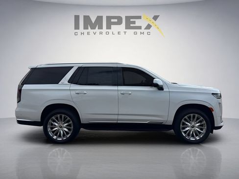 Used 2022 Cadillac Escalade Premium Luxury RWD image 6