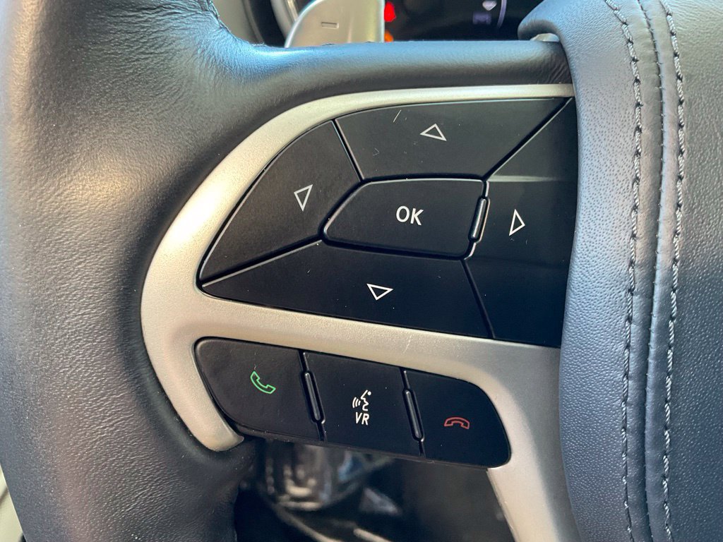 Used 2018 Jeep Grand Cherokee Summit AWD/4WD image 12