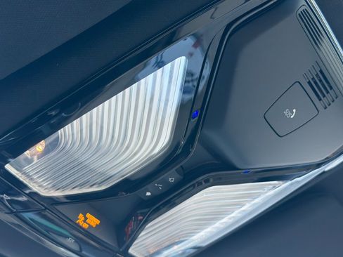 Used 2023 BMW 530i w/ Premium Package image 23