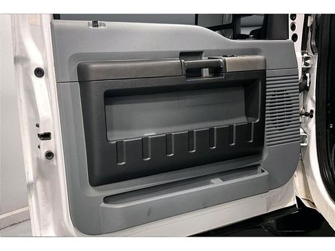 Used 2016 Ford F250 XLT image 22