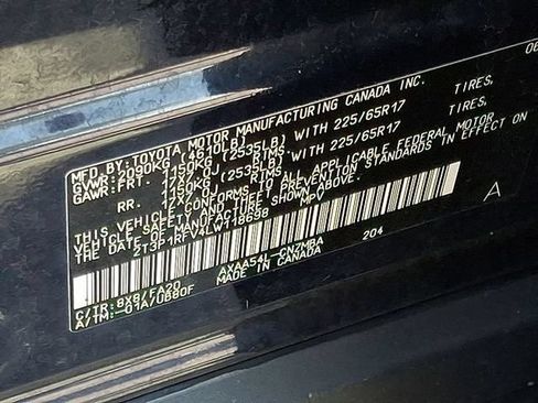 Used 2020 Toyota RAV4 XLE w/ All Weather Liner Package AWD/4WD image 24