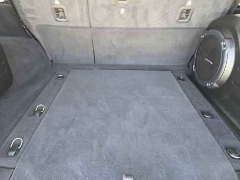 Used 2021 Jeep Wrangler Unlimited Sahara image 32