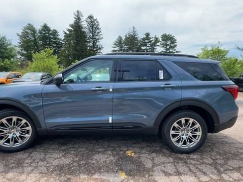 New 2026 Ford Explorer Active w/ Active Comfort Package AWD/4WD image 5