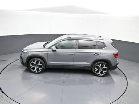 Used 2023 Volkswagen Taos SEL AWD/4WD image 41