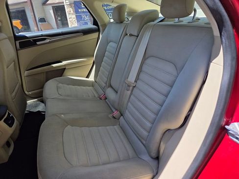 Used 2013 Ford Fusion SE FWD image 38