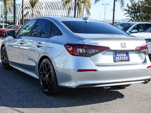 Used 2025 Honda Civic Sport image 8