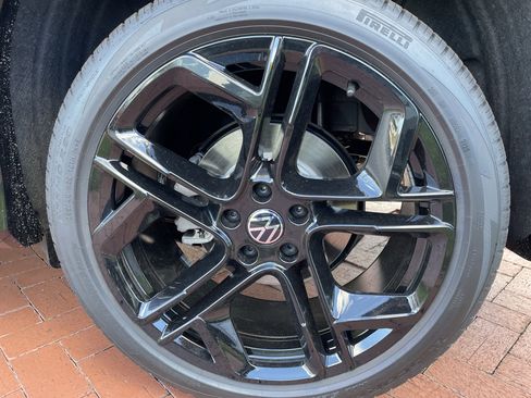 New 2026 Volkswagen Tiguan SE R-Line FWD image 8