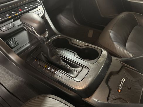 Used 2022 GMC Canyon AT4 image 28