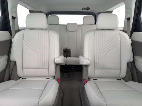 New 2026 Hyundai Palisade SEL Premium FWD image 11