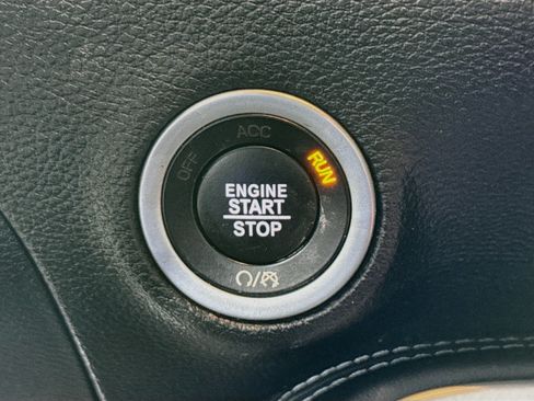 Used 2022 Dodge Challenger GT RWD image 21