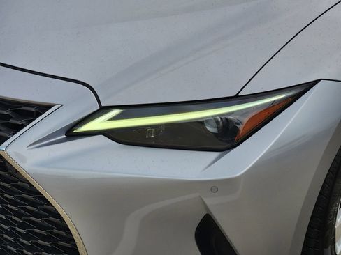 Used 2023 Lexus IS 300 w/ Comfort Package RWD image 9