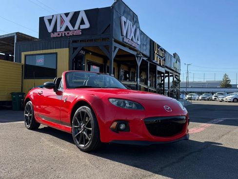 Used 2015 MAZDA MX-5 Miata Club RWD image 3