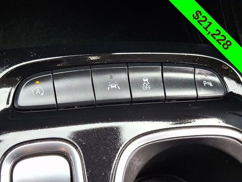 Used 2023 Buick Envision Preferred FWD image 25