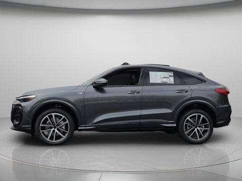 New 2026 Audi Q5 Premium Plus AWD/4WD image 2
