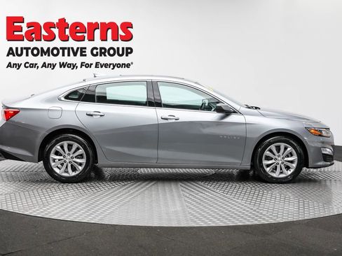 Used 2024 Chevrolet Malibu LT image 4