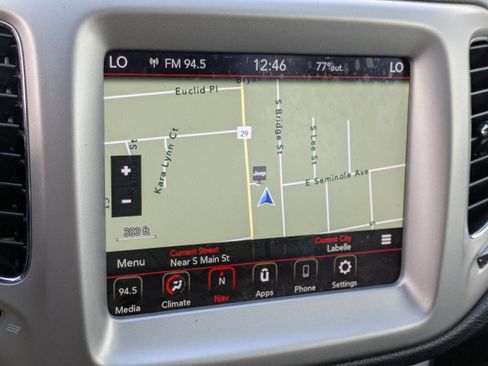 Used 2021 Jeep Compass Latitude FWD image 27