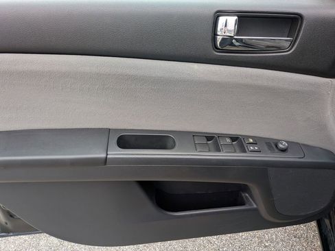 Used 2012 Nissan Sentra 2.0 S image 13