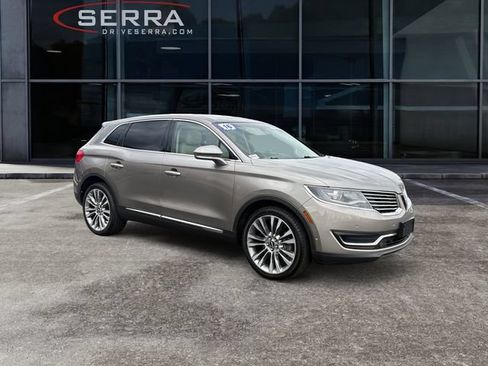 Used 2016 Lincoln MKX Reserve w/ Equipment Group 102A AWD/4WD image 7