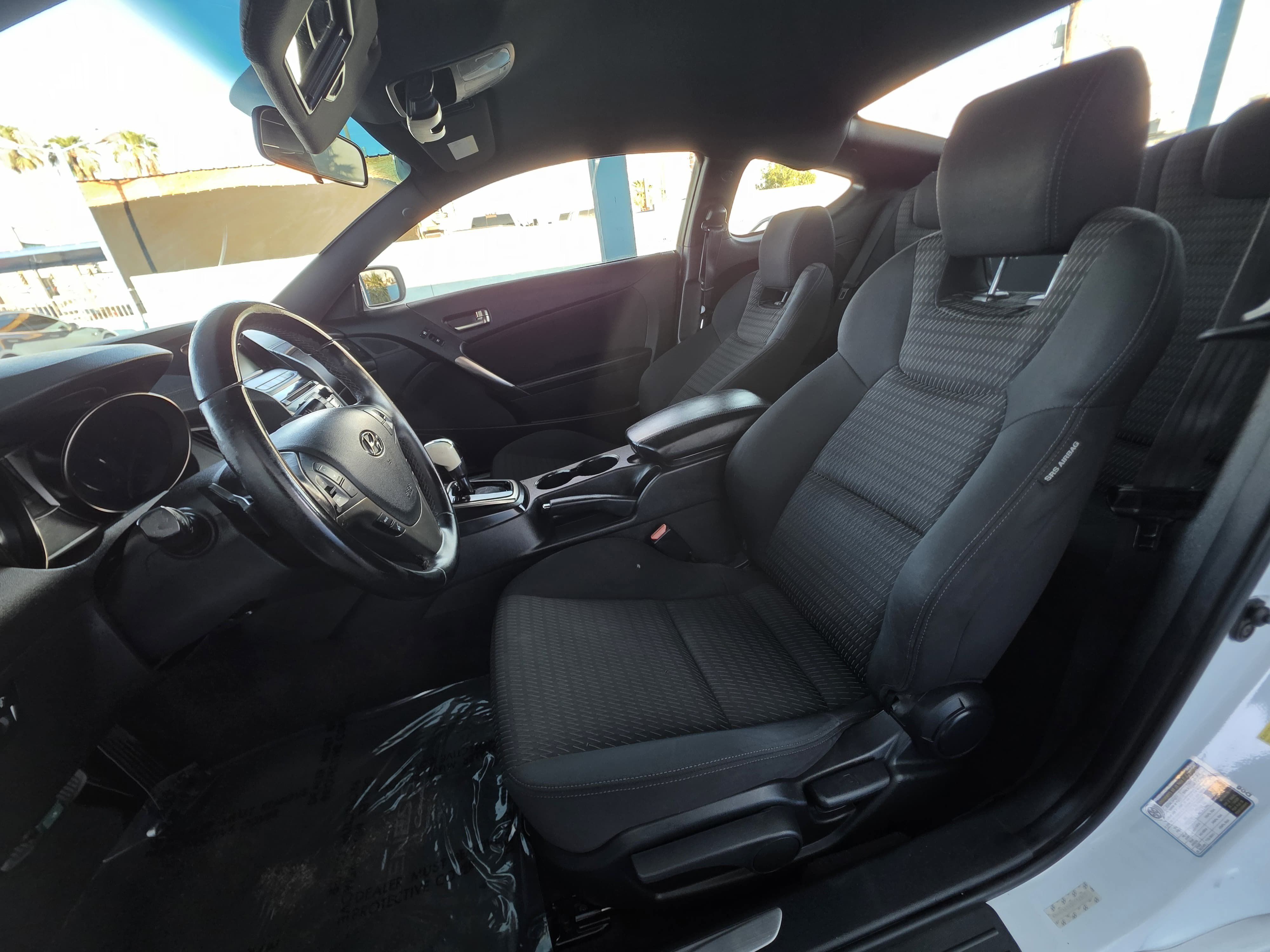Used 2013 Hyundai Genesis 2.0T RWD image 7