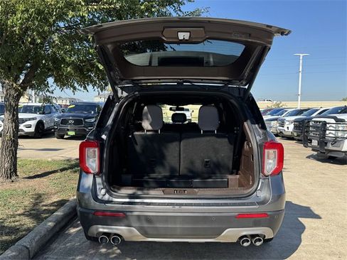 Used 2022 Ford Explorer King Ranch image 25