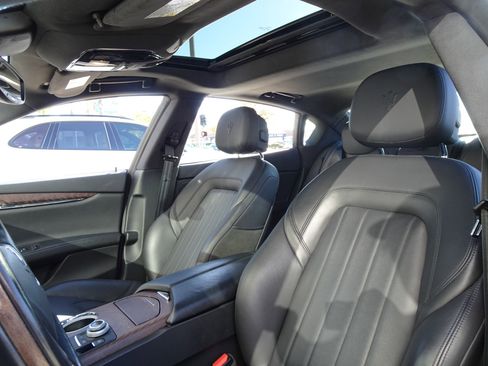 Used 2022 Maserati Quattroporte GT image 5