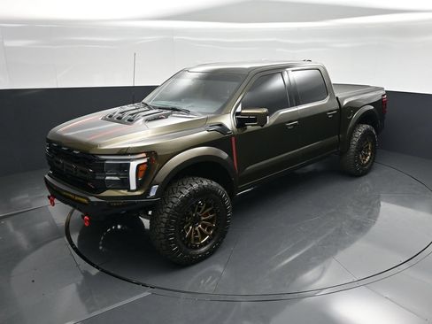 Certified 2025 Ford F150 Raptor w/ Equipment Group 803A Raptor R AWD/4WD image 37
