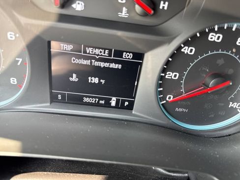Certified 2023 Chevrolet Traverse LT FWD image 16