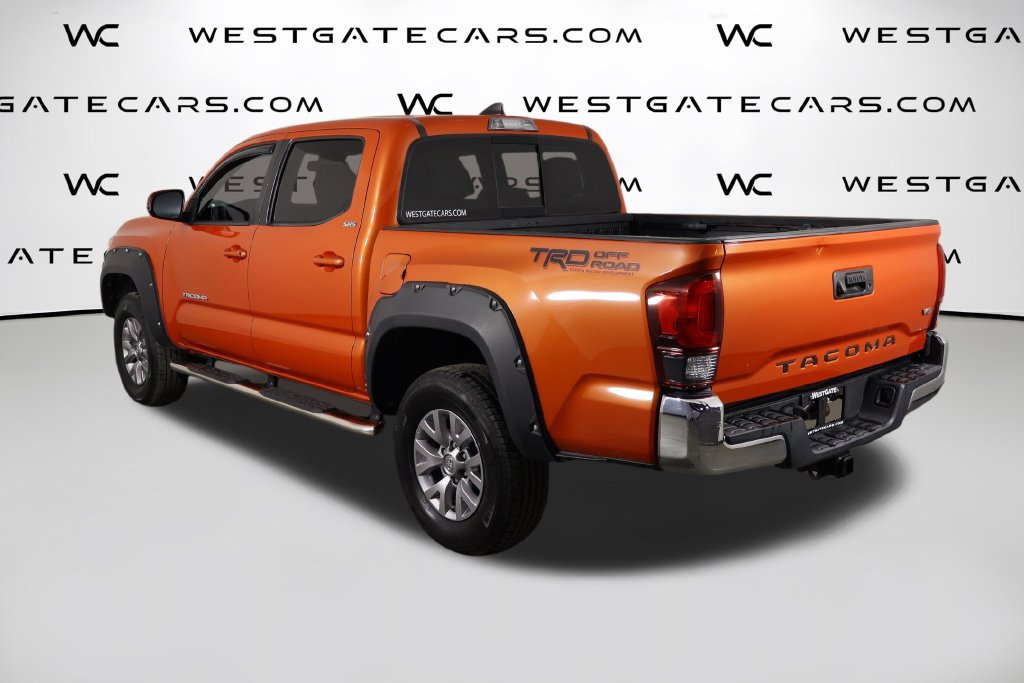 Used 2018 Toyota Tacoma SR5 RWD image 40